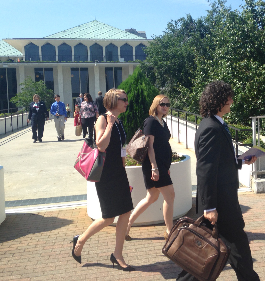 A picture of ARTS Day attendees walking to an appointment with their legislator.